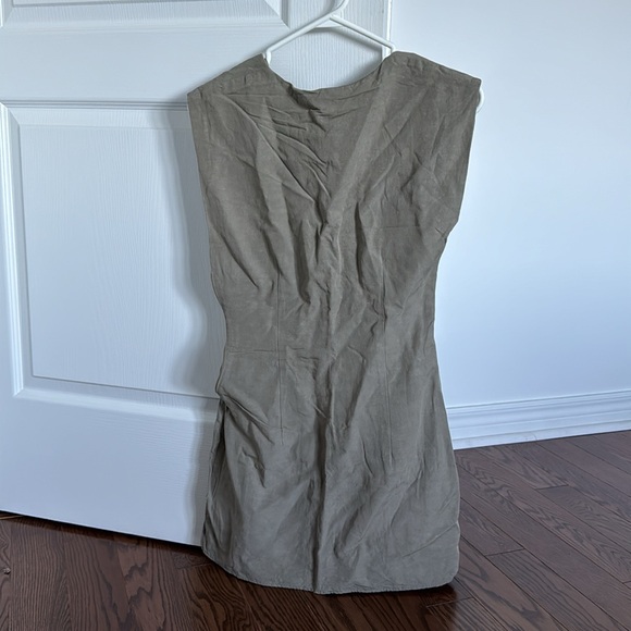 Dress XS with tags - Picture 2 of 3